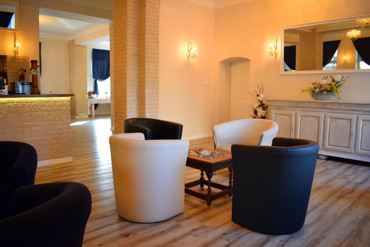 Sepia Restauracja & Noclegi Jasło 外观 照片